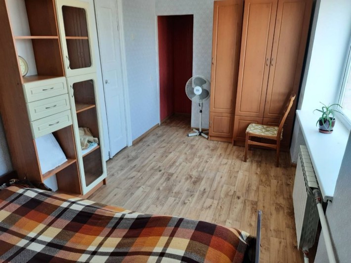 Оренда 2 кімнати біля метро газ - фото 1