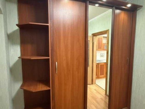 Затишна сучасна 2-к квартира Киев