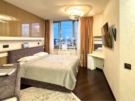 ЖК«Паркове місто» 3к-квартира, встановленно генератор. Вишгородська 45 Киев