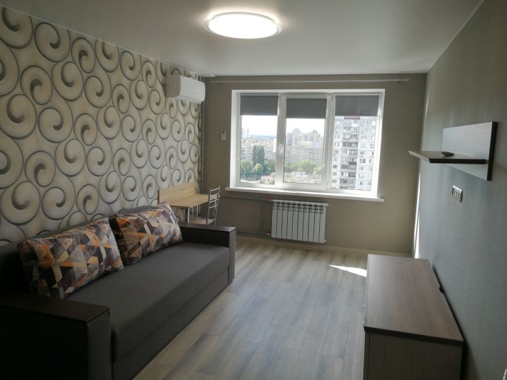 Сдам 1 квартиру з ремонтом і меблями - фото 1