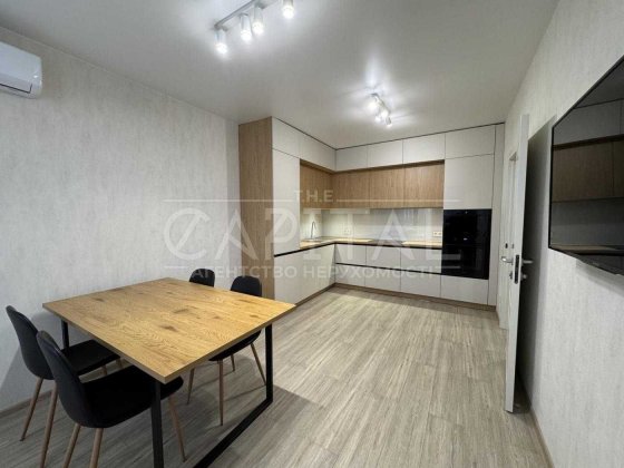 Оренда 2кімнатна квартира в ЖК Варшавський Плюс Генератор Перша здача Киев