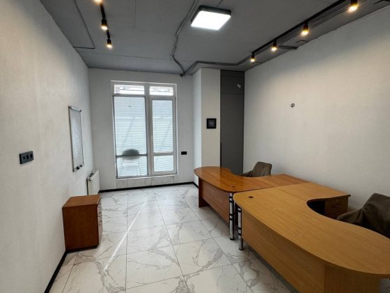 ТЕРМІНОВО!Продам САЛОН КРАСИ / МАСАЖ, або кабінет психолога, офіс IT Одеса