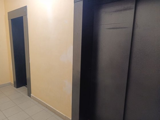 Оренда просторої однокімнатної квартири, поруч метро Позняки Киев