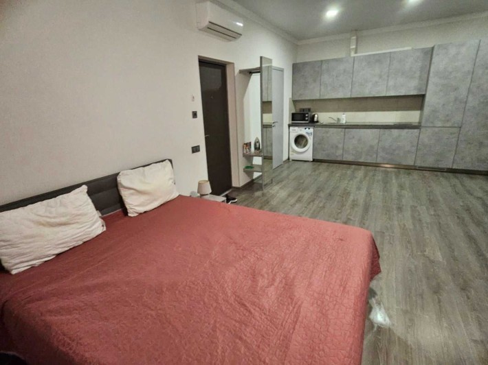 Можно ПОМЕСЯЧНО! ул.Сумская ПАРКОВКА м Васильковская 15мин пешком! - фото 1