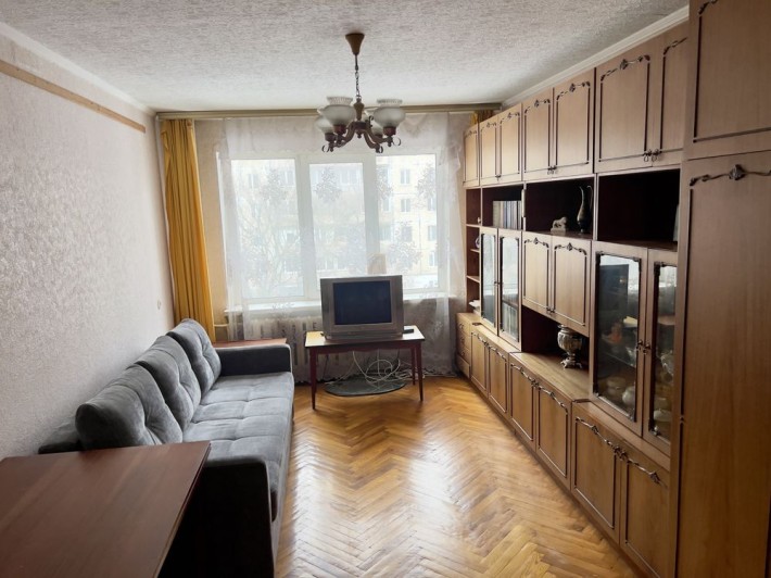 3 кімнатна квартира  вул. Зодчих 56, Швидкісний трамвай - фото 1