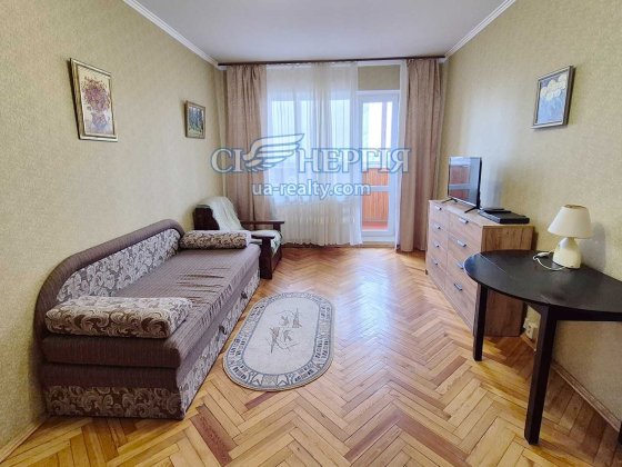 2-кім 59 м.кв. Квітневий пров. 8 Мостицький м-в, Виноградар