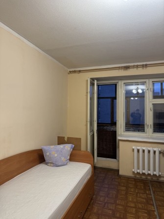 Оренда 3 к  квартири вул Ахматовоі Анни 3 Дарницький район - фото 1