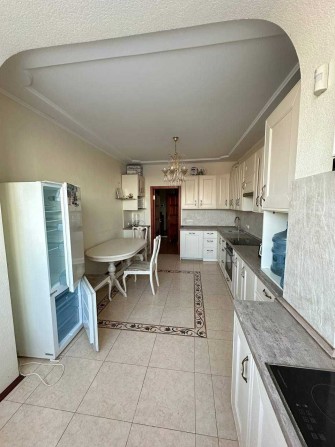 Бажана-16 18/23 99/57/16 відмінний стан 20000грн. - фото 1