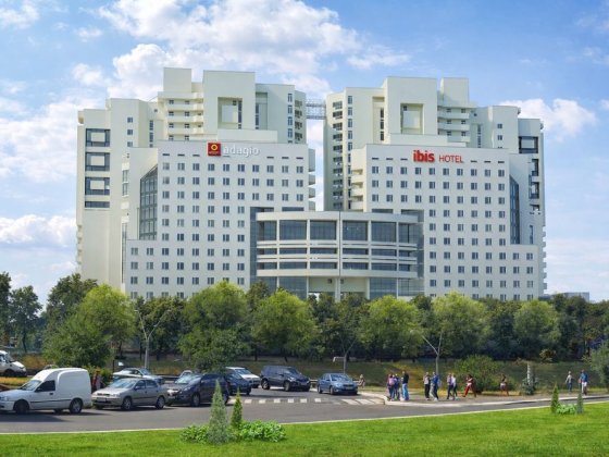 ТОП №1! 2 спальні та салон, метро Берестейська/ЖК Берестейський/ 3 хв. Київ