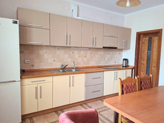 3-к Кадетський Гай 3, новий будинок, Севастопольська пл, Солом'янка Киев