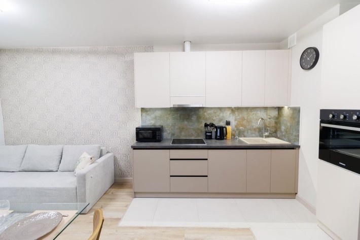 OK’LAND, Севастопольська площа, Повітряних Сил, Генератор - фото 1