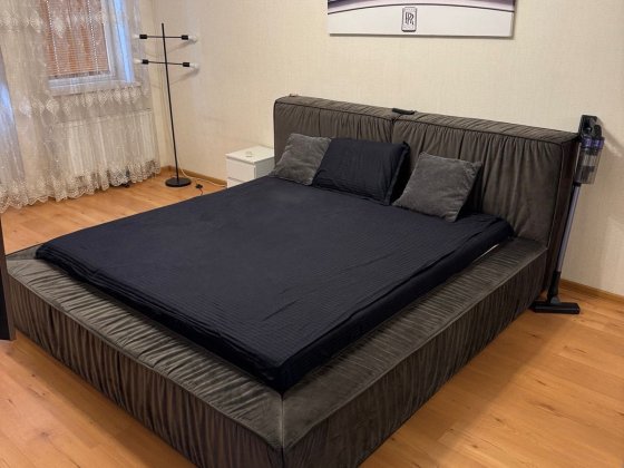 Владелец. Сдам 1 ком. квартиру 1 мин . М. Академгородок Киев