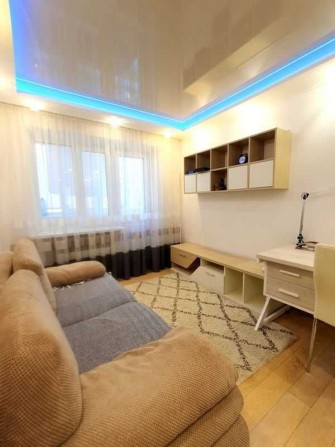 Оренда 2-к квартири на вул. Віталія Скакуна - фото 1