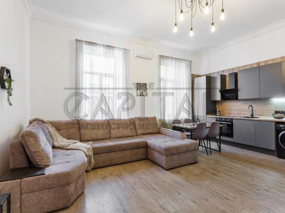 Оренда Двохрівневоа квартира, вул. Костянтинівська, 1 Киев