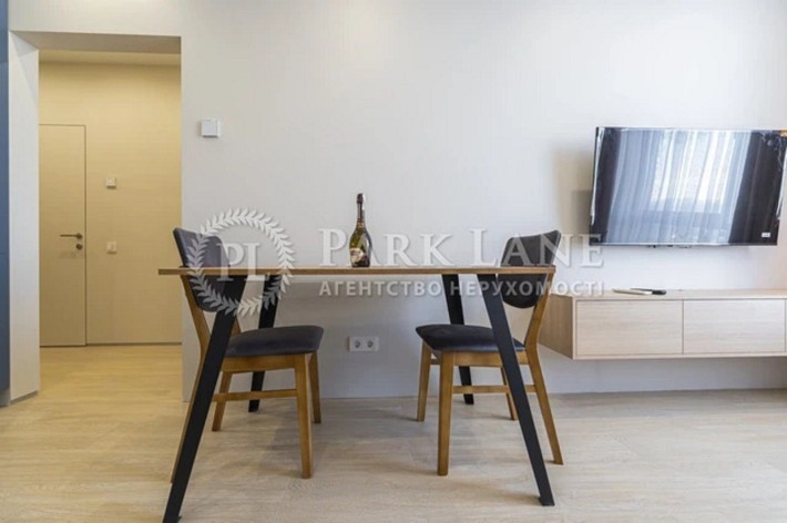 Крістерів Родини 14Б Варшавский 2 Дизайнерська 1К кв-ра  ТЦ Ретровиль - фото 1