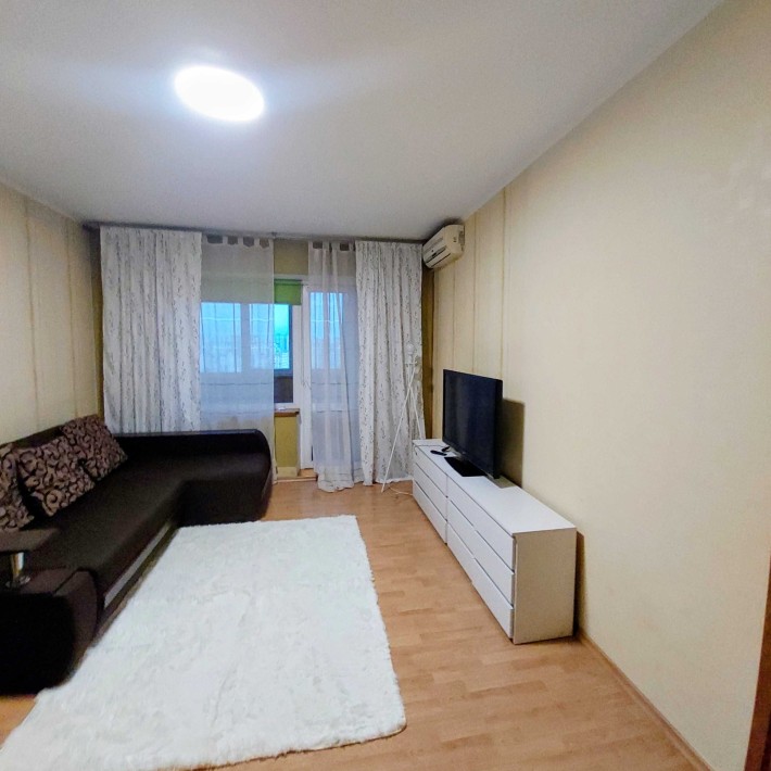 2к квартира 10 хв метро Харківська, вул. Ревуцького 36/2, 15500 грн. - фото 1