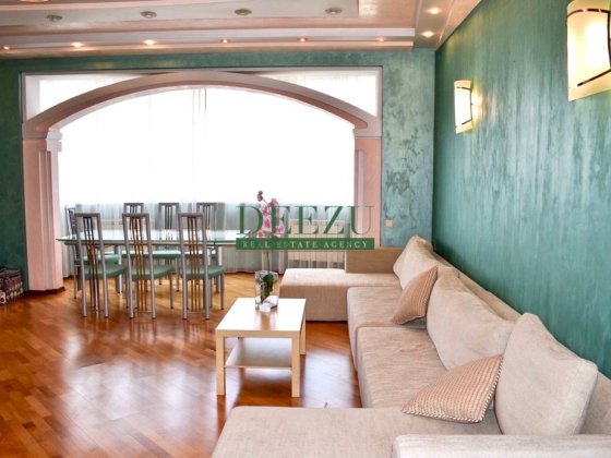 Оренда 3-х кімнатної квартири 200 м2 вул. Антоновича 140 Киев