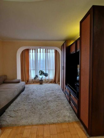 Предлагается в аренду 2-х. комнатная, раздельная квартира - фото 1