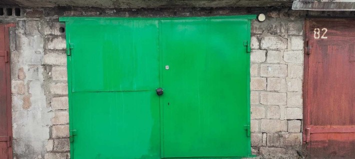 Продам гараж в центре города Каменское - фото 1