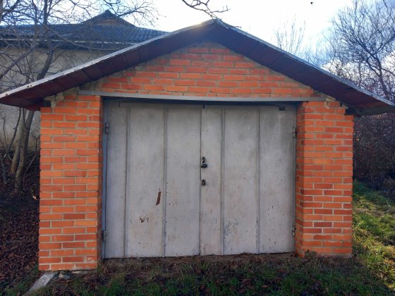 Продається гараж з ділянкою Дрогобыч