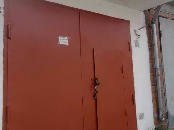 Продаю гараж під  бус Хмельницкий