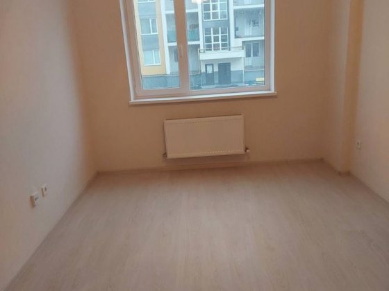 Сдам 1 комнатную пустую квартиру 7 небо Авангард