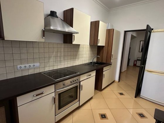 Здається простора 3-кімнатна квартира в новобудові! Годилів