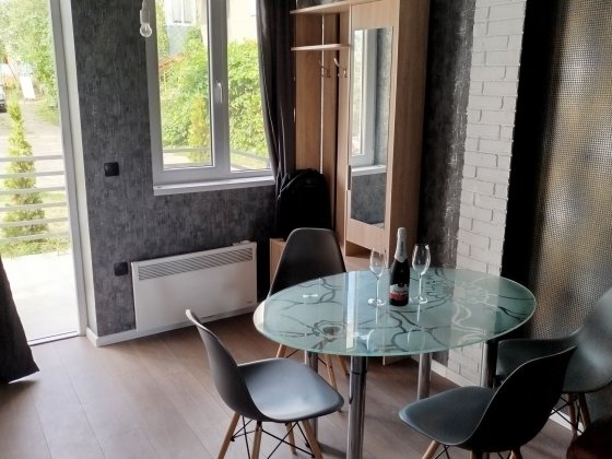 Оренда квартири в будинку 3 кім.тераса ,балкон Коровия