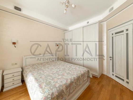 ГЕНЕРАТОР Оренда 2к квартири Поділ Град Контрактова площа Воздвиженка Київ