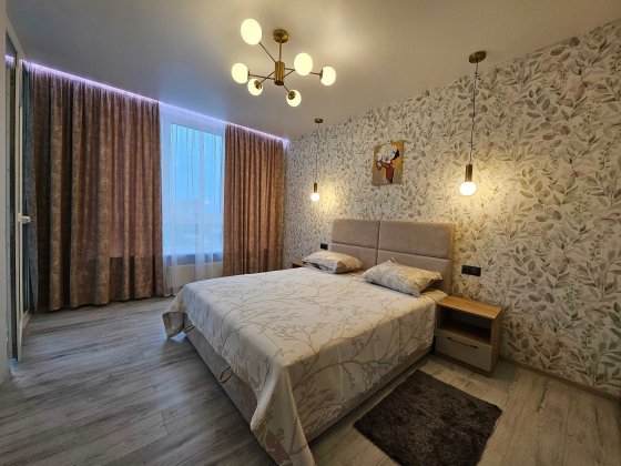 Вул. Вишгородська 45, Генератор, Ретровіль,Виноградарь, Нивки,Мінська Киев