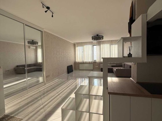 Оренда світлої квартири в ЖК Рівер Стоун, Трускавецька 4Б, River Stone Київ