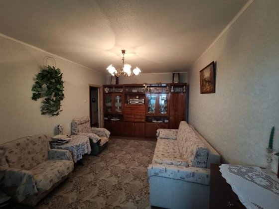 Сдаю 2к квартиру с видом на озеро возле м. Харьковская, пр. Бажана, 5Е Киев