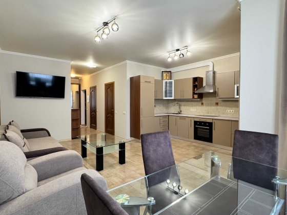 Без % оренда 3 к.кв. на Львівській 22 , 80 м.кв., ГЕНЕРАТОР Киев