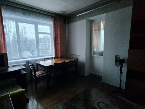 Борщагівка Однокімнатна для однієї ЖІНКИ бульвар М. Руденка Кольцова Киев