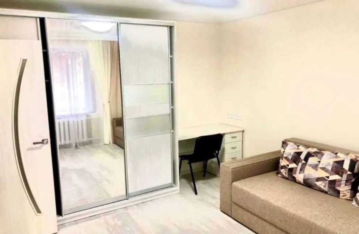 Здається 1-кімнатна квартира на вул.Машинобудівній 14 - фото 1