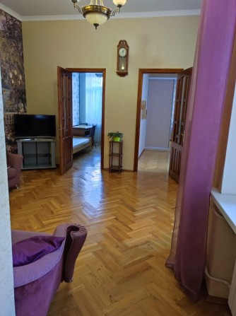 Здається тепла, безпечна 4-кімнатна квартира в середмісті (з газом) - фото 1