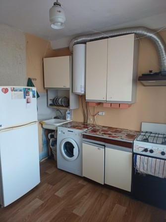 Тепла 1-а кв ГАЗОВА ПЛИТА Оболонський район вул Автозаводська 27 - фото 1