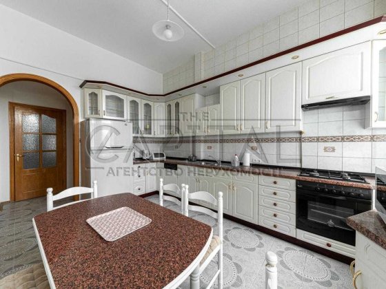 Аренда квартиры, Шевченковский р-н, ул. Некрасовская, ГАЗ Киев