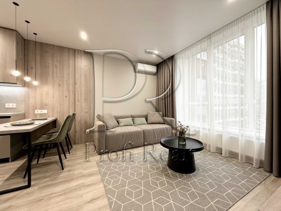 Оренда/ 1к Варашавський 2/ 5 поверх/ генератор/Крістерів/Виноградар Київ