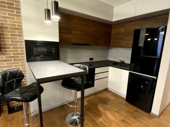 Пропонується в оренду квартира з дизайнерським ремонтом в ЖК «Малахіт» Киев