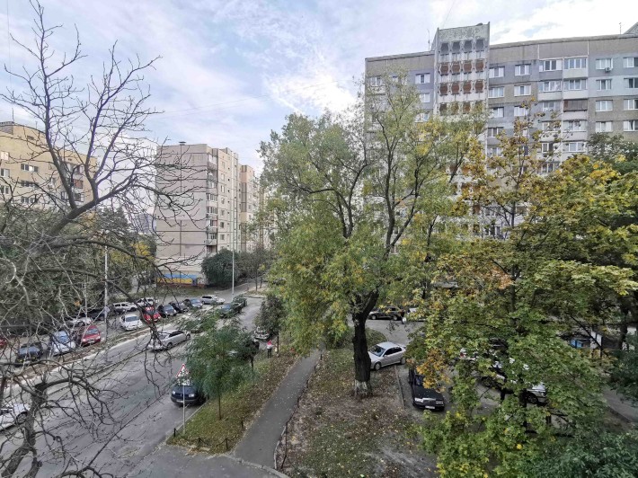 3-кімн. квартира, Татарка, вул. Печенізька, 4. Метро Лукʼянівська. - фото 1