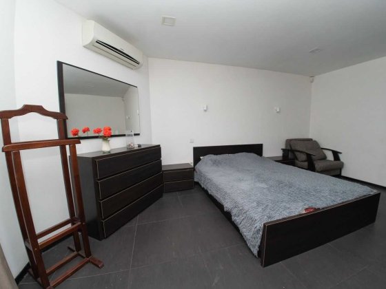 Оренда 2-к квартири на вул. Академіка Ромоданова Киев