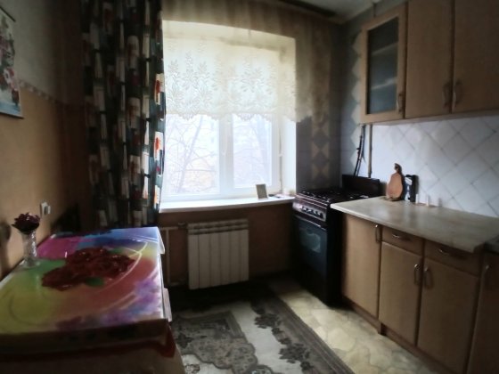 Затишна 2к розд  4-й поверх, Світлицького  вул., 26 б Виноградар є ГАЗ Київ