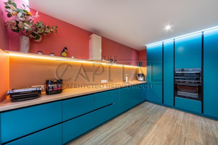 Podil Plaza Авторській ремонт Генератор Безпека Перша Оренда - фото 1