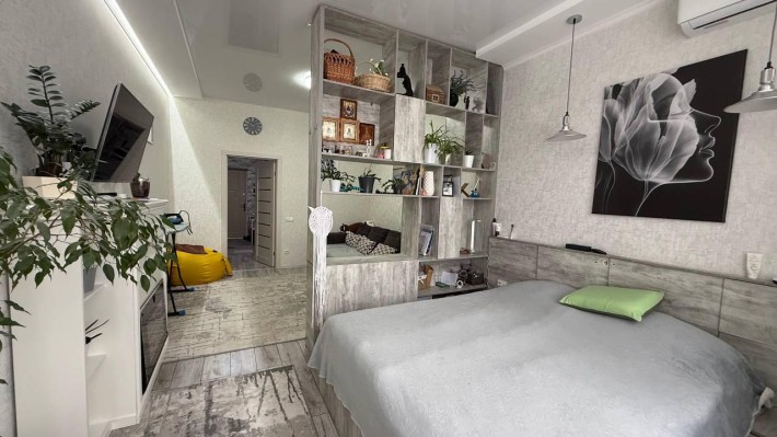 Продам 1 ком Одиссей - фото 1