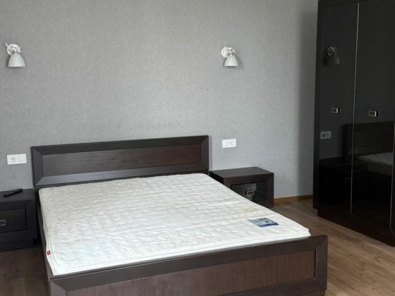 Оренда . Метро Нивки. Укриття.  Автономне опалення. Правий берег. Київ