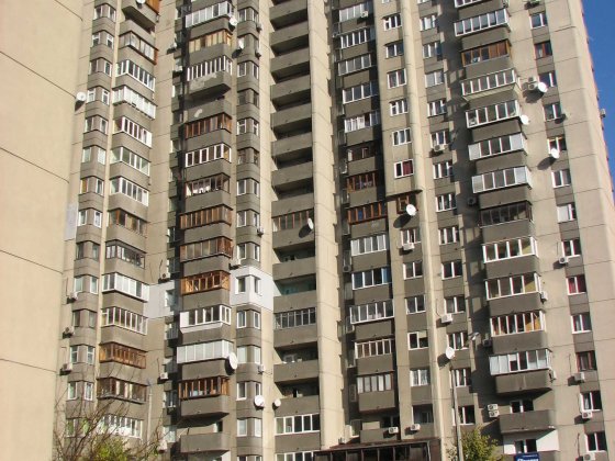 Святошин, Берестейський ( Перемоги) пр. 89 А (метро -700 м.), Київ