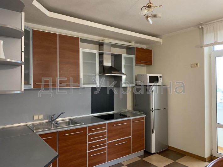 Метро Житомирська. 2 кімнатна квартира 78 кв.м на вул. Львівська 22А - фото 1