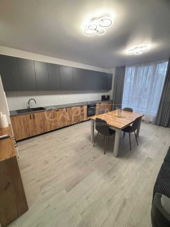 Автомномна квартира в ЖК Варшавський з сучасним ремонтом - фото 1