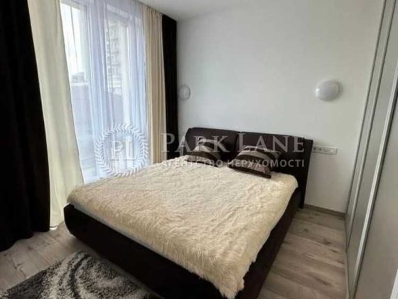 Золоті Ворота, вул. Бульварно-Кудрявська 17, ЖК Ярославів Град Киев